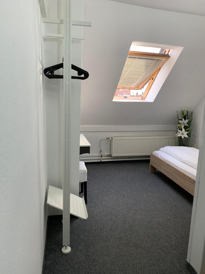 Penzion Holiday Trnava Luaran gambar